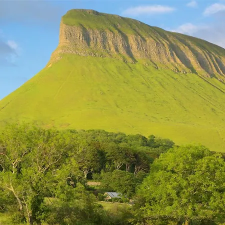 The Lofty Escape Апартаменты *