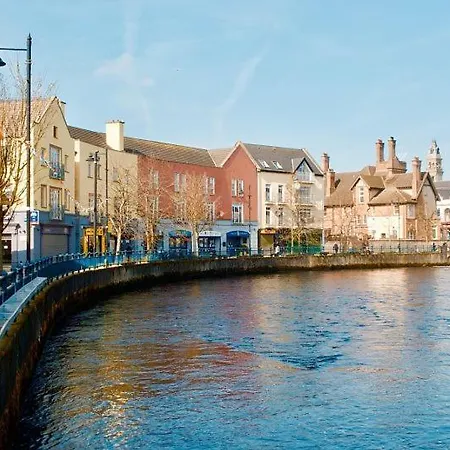 The Lofty Escape Daire